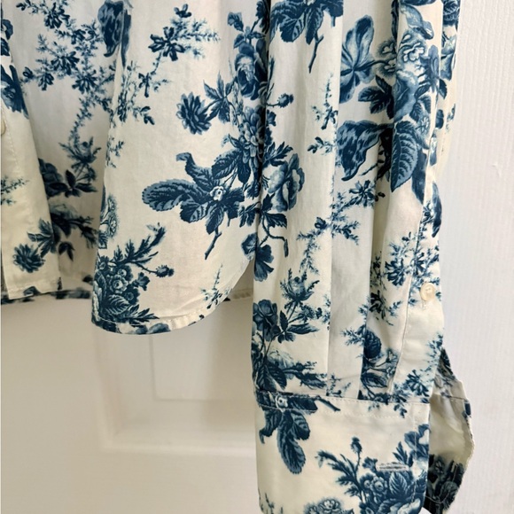 GAPxLoveShackFancy Organic Cotton Cropped Shirt in a blue white floral print M - Picture 9 of 14